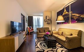 Opera Suite Hotel
